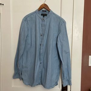 Banana Republic Button-Down